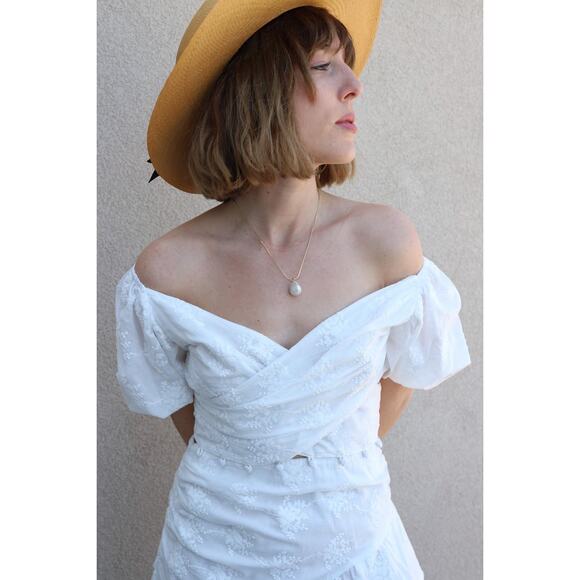 House of Sunny Prairie Sundress Pearl White Dress‎ Embroidered Floral Size 2 - Picture 3 of 8